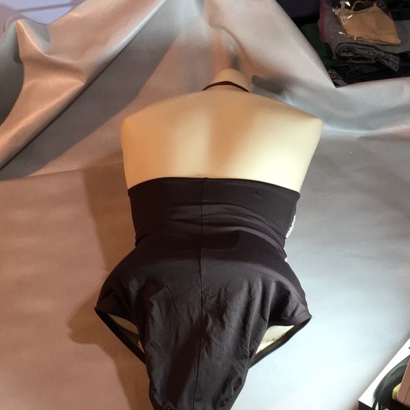 Swimsuit Size 10 NWOT LaBlanca by Rod Beattie 1PC - Picture 6 of 8